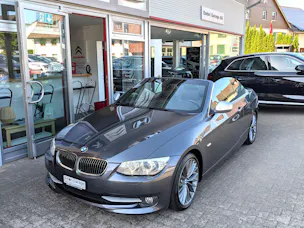 BMW 320i Cabriolet