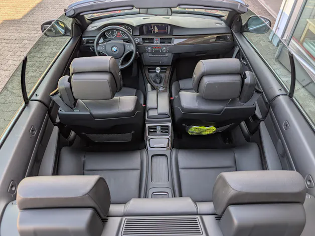 BMW 320i Cabriolet