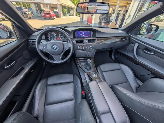 BMW 320i Cabriolet