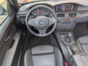 BMW 320i Cabriolet
