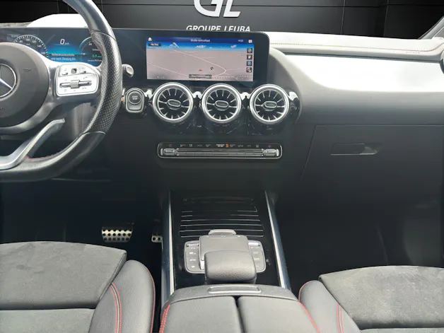 MERCEDES-BENZ EQA 250 AMG Line AMG Line