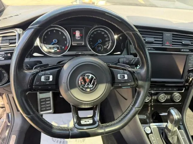 VW Golf 2.0 TSI R 4Motion DSG