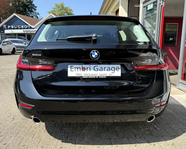 BMW 320d xDrive 48V Touring Steptronic