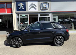 AUDI Q3 2.0 TDI quattro S-tronic