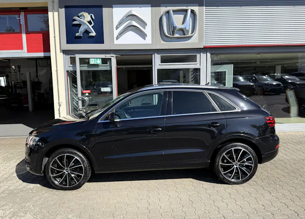 AUDI Q3 2.0 TDI quattro S-tronic