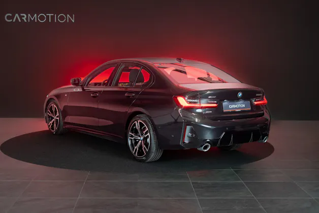 BMW 330d xDrive SAG / LCI / 360°Kamera / Ambientebeleuchtung