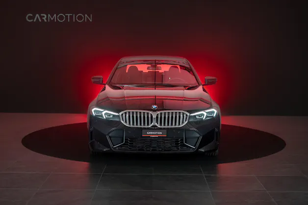 BMW 330d xDrive SAG / LCI / 360°Kamera / Ambientebeleuchtung