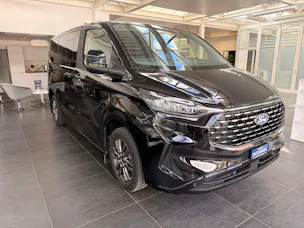 FORD Tourneo Bus 320 L1H1 Titanium Automat