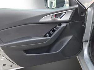 MAZDA 3 SKYACTIV-G 100 Ambition