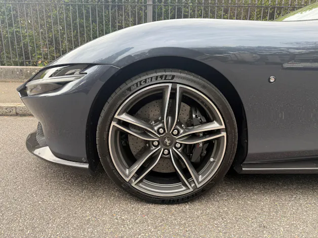 FERRARI Roma 3.9 V8 T