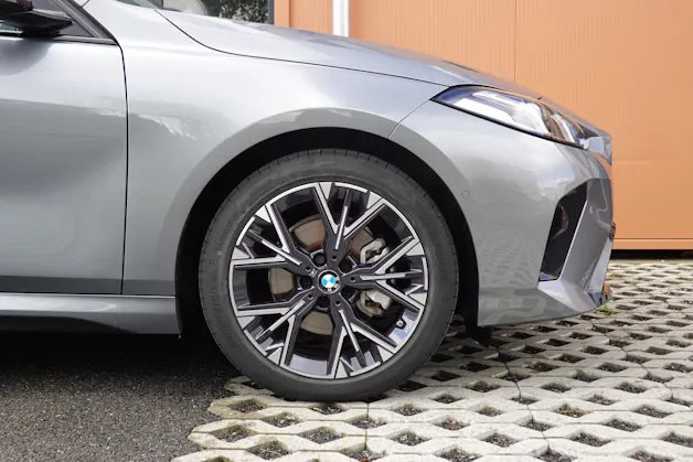 BMW 120 M Sport Steptronic - "LEASING DES 2,9% * Caméra Recul + Capteurs * Drive Select * Cuir/Alcantara"