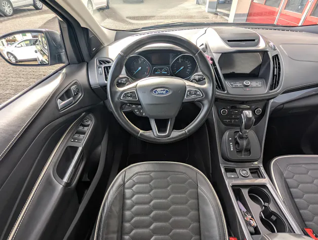 FORD Kuga 2.0 TDCi Vignale 4WD PowerShift