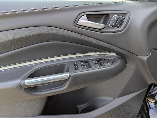 FORD Kuga 2.0 TDCi Vignale 4WD PowerShift
