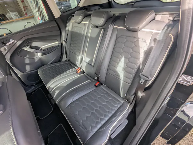 FORD Kuga 2.0 TDCi Vignale 4WD PowerShift