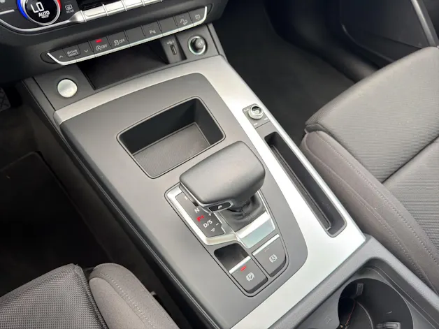 AUDI Q5 40 TDI Black Edition quattro S-tronic