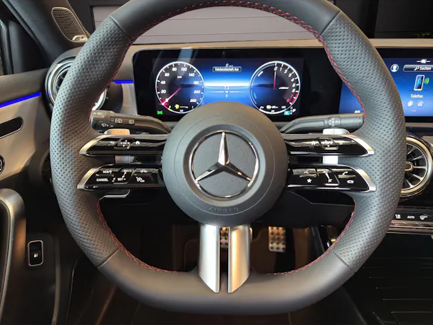 MERCEDES-BENZ A 250 e EQ Star 8G-DCT