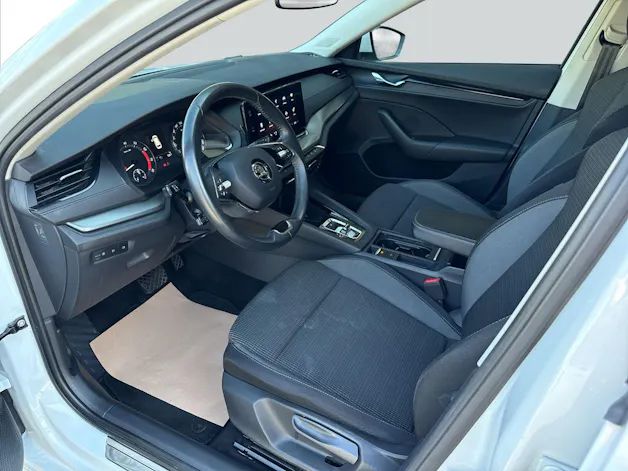 SKODA Octavia Combi 2.0 TSI Ambition DSG 4x4