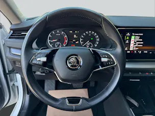SKODA Octavia Combi 2.0 TSI Ambition DSG 4x4