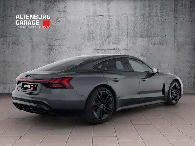 AUDI e-tron GT quattro