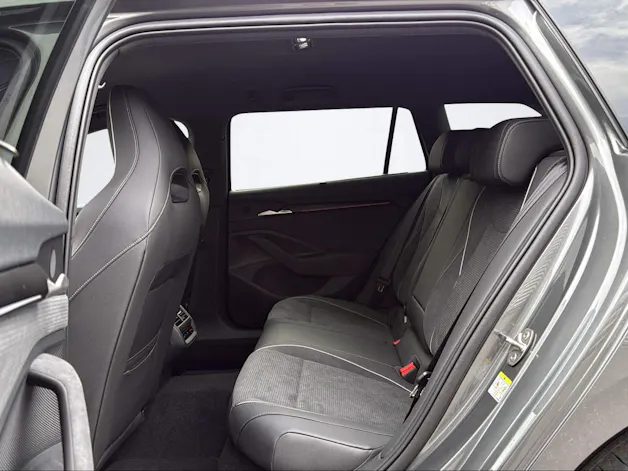SKODA Superb Combi 2.0 TSI Sportline 4x4 DSG