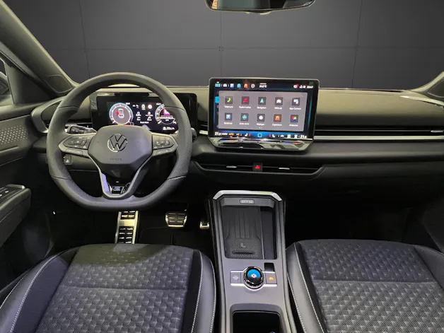 VW T-Roc 1.5 eTSI mHEV R-Line DSG