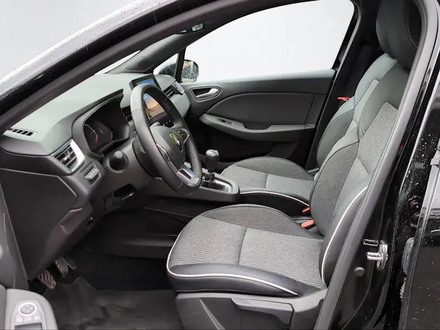 RENAULT Clio 1.3 TCe Intens