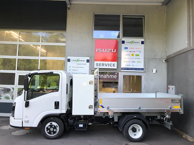 ISUZU M21 T E Box Kipper