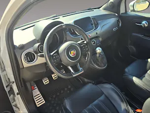 FIAT 595 Abarth 1.4 T-Jet 165 Turismo