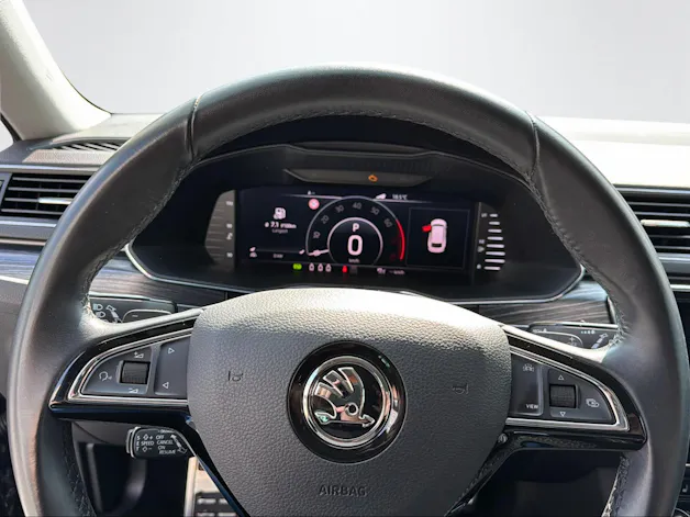 SKODA Superb 2.0 TSI DSG