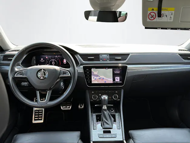 SKODA Superb 2.0 TSI DSG