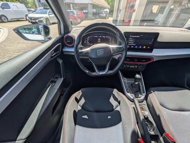 SEAT Arona 1.5 Eco TSI FR DSG