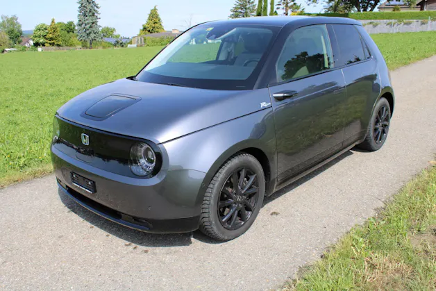 HONDA e Advance