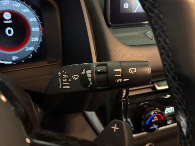NISSAN Qashqai 1.3 DIG-T MHEV N-Connecta Xtronic
