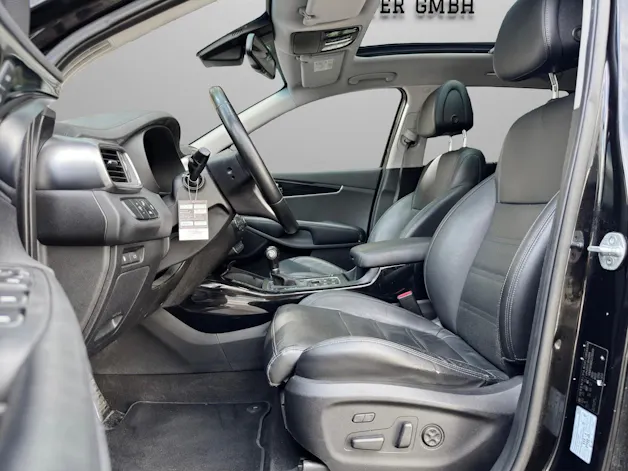 Kia Sorento 2.2 CRDI Style 7P. Automatic *7-Platz*