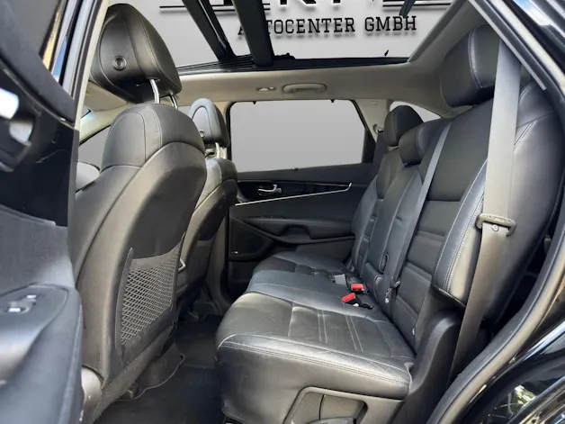 Kia Sorento 2.2 CRDI Style 7P. Automatic *7-Platz*
