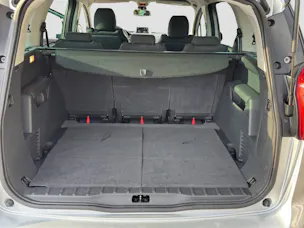 PEUGEOT 5008 2.0 BlueHDi Allure