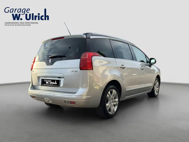 PEUGEOT 5008 2.0 BlueHDi Allure