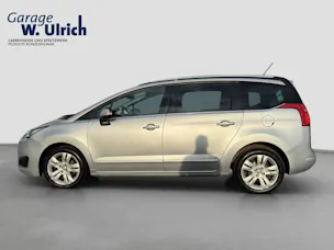 PEUGEOT 5008 2.0 BlueHDi Allure