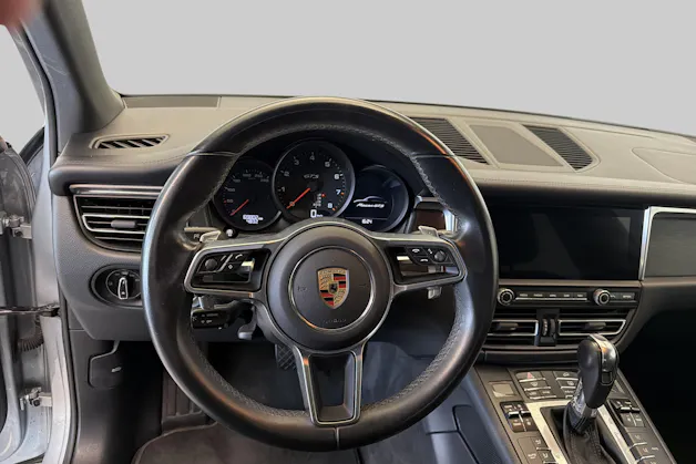 PORSCHE Macan GTS PDK
