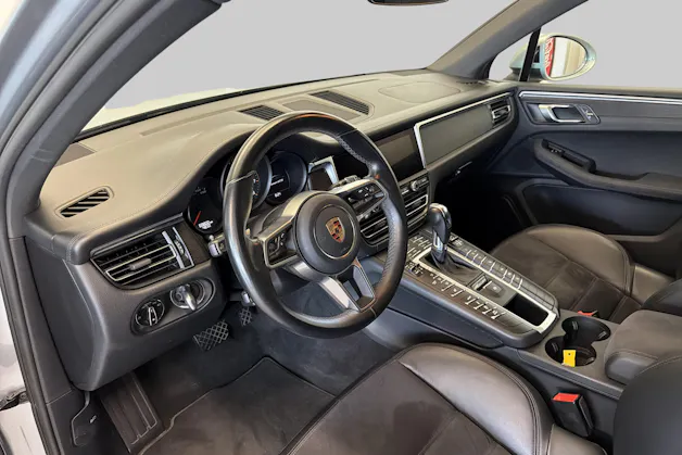 PORSCHE Macan GTS PDK