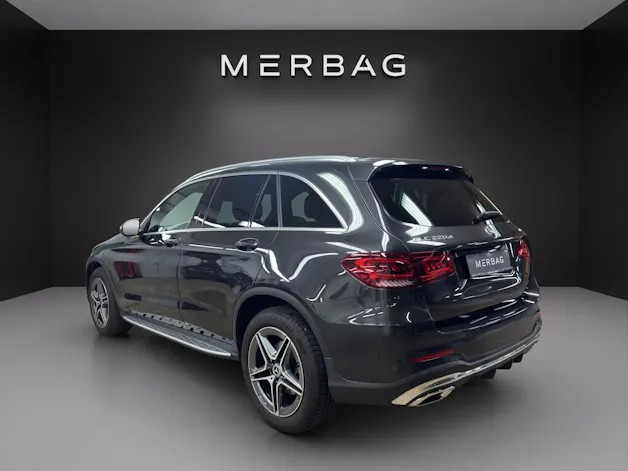 MERCEDES-BENZ GLC 220 d AMG Line 4Matic