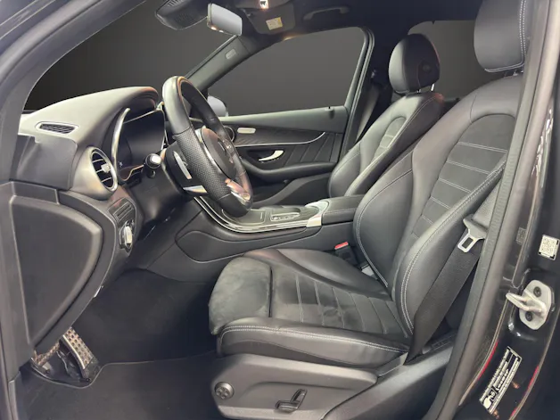 MERCEDES-BENZ GLC 220 d AMG Line 4Matic