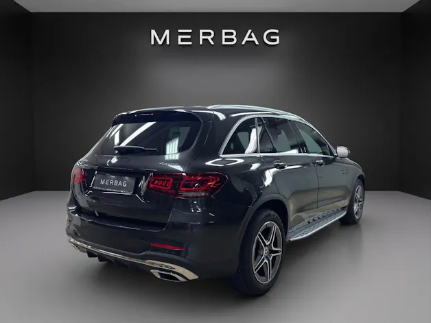 MERCEDES-BENZ GLC 220 d AMG Line 4Matic