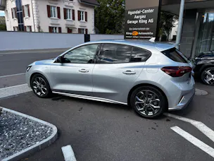 FORD Focus 1.0 MHEV ST-Line X Automat