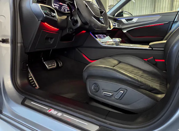 AUDI RS6 Avant 4.0 V8 TFSI quattro T-Tronic