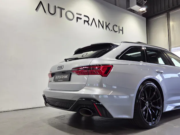 AUDI RS6 Avant 4.0 V8 TFSI quattro T-Tronic