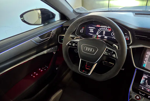 AUDI RS6 Avant 4.0 V8 TFSI quattro T-Tronic