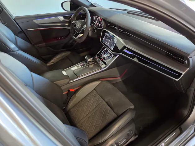 AUDI RS6 Avant 4.0 V8 TFSI quattro T-Tronic