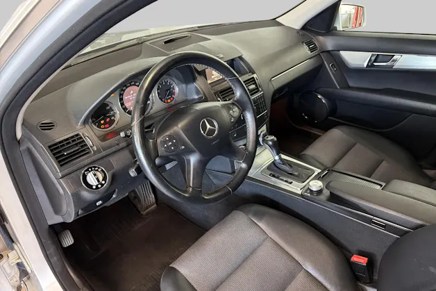 MERCEDES-BENZ C 300 (280) Avantgarde 4Matic 7G-Tronic