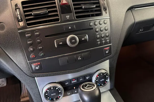 MERCEDES-BENZ C 300 (280) Avantgarde 4Matic 7G-Tronic
